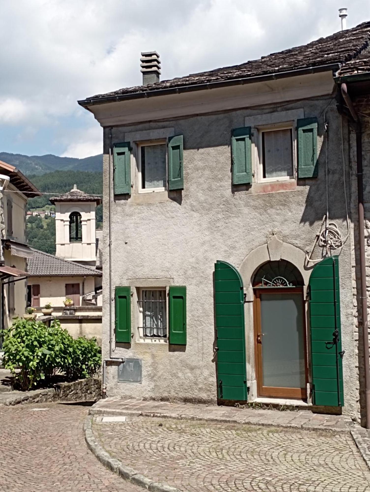 Villa La Casa Di Hilde Riolunato Esterno foto